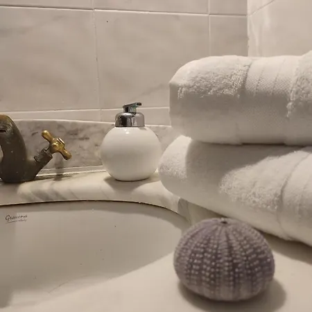 Semesterbostad Sea Art House *